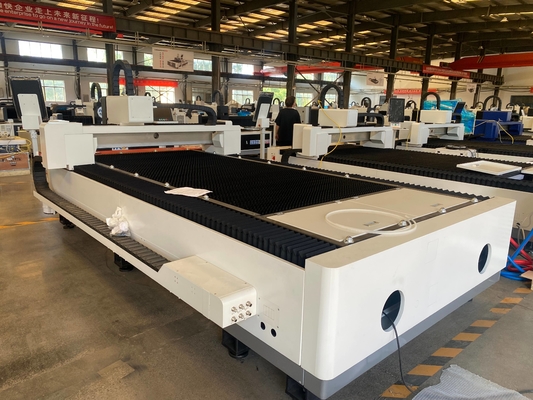 3015 Máy cắt laser sợi CNC với nền tảng duy nhất cho kim loại
